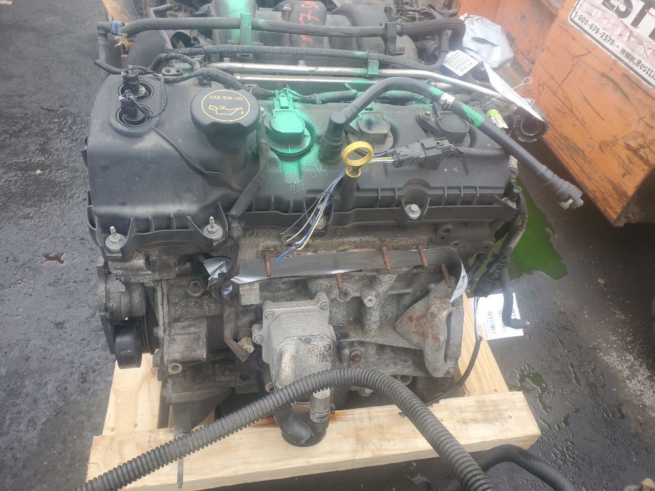 2015 FORD EXPLORER 6cyl Gasoline 3.7 ENGINE ASSEMBLY - 413984 — photo 4