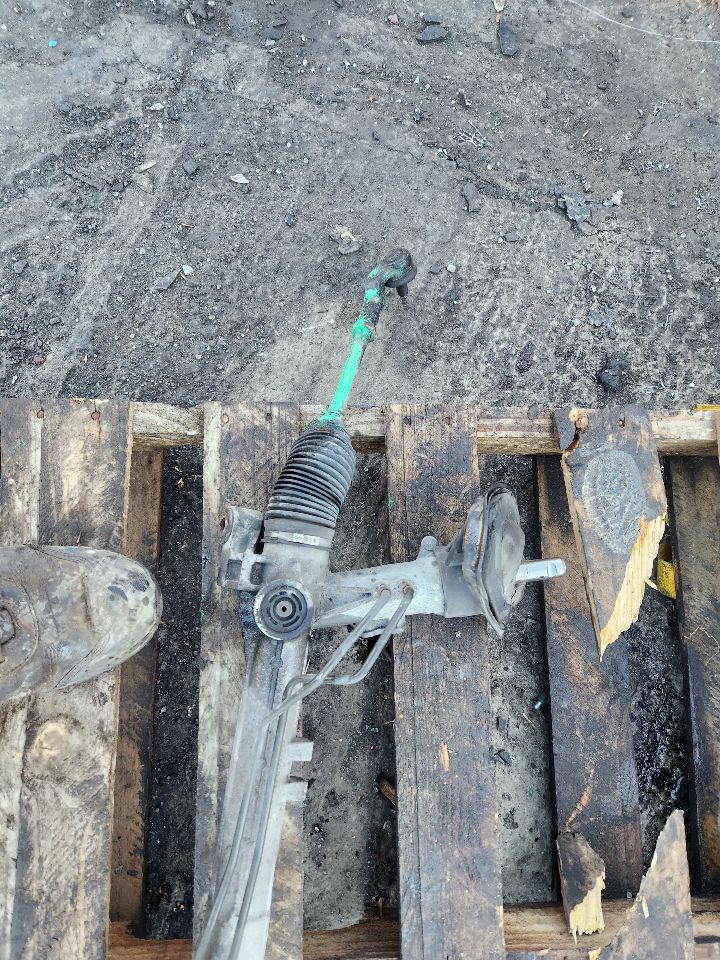 2011 VOLVO 40 SERIES 5cyl Gasoline Turbo 2.5 STEERING GEAR RACK - 414213 — photo 2