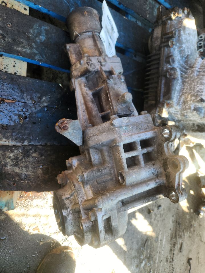 2012 MITSUBISHI OUTLANDER 4cyl Gasoline 2.4 TRANSFER CASE ASSY - 414314 — photo 2