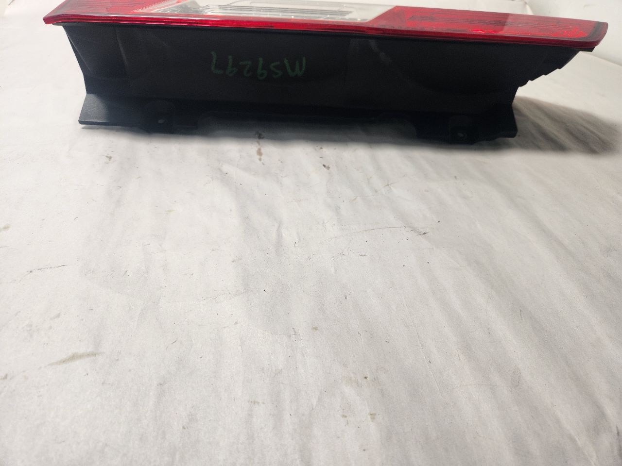 2019 FORD TRANSIT 350 Left TAIL LAMP - 414418 — photo 2