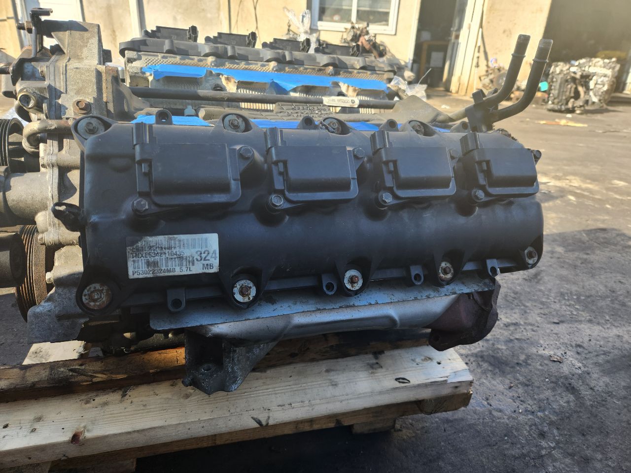 2015 JEEP GRAND CHEROKEE 5.7L 8cyl Gasoline VVT ENGINE ASSEMBLY - 414582 — photo 4