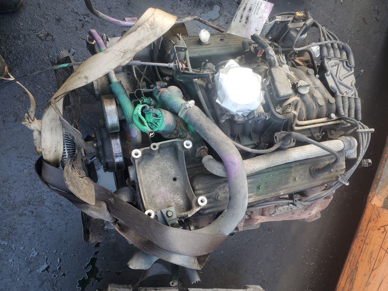 2000 CHEVROLET VAN 5.7L 8cyl Gasoline ENGINE ASSEMBLY - 415099