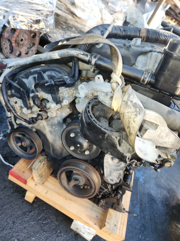 2011 CHEVROLET TRAVERSE 6cyl Gasoline 3.6 ENGINE ASSEMBLY - 415439
