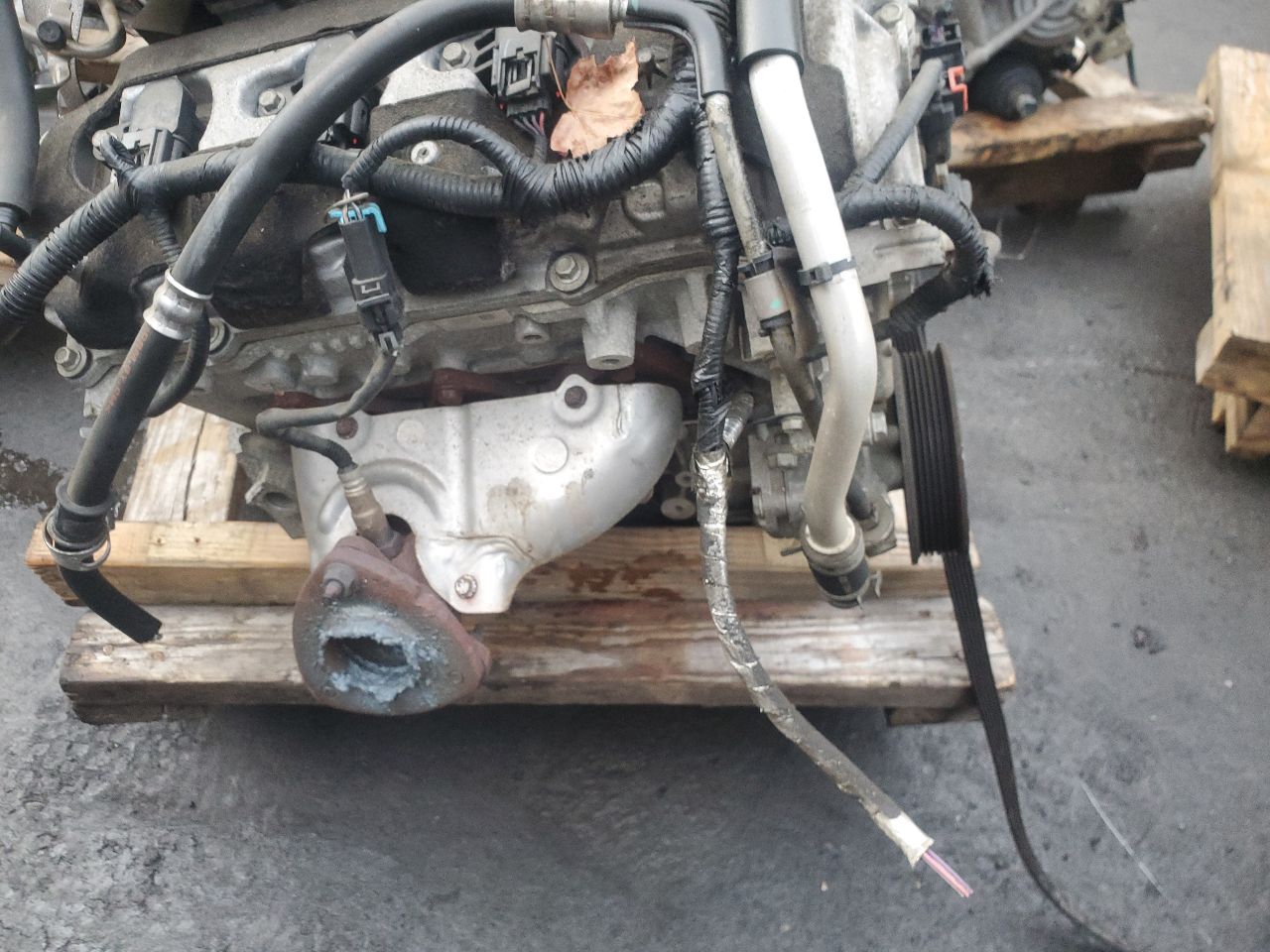 2015 CHEVROLET TRAVERSE 6cyl Gasoline 3.6 ENGINE ASSEMBLY - 415675 — photo 3