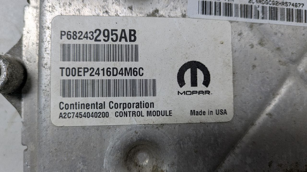 2017 DODGE CARAVAN 6 cyl Gas Flex Fuel 3.6 Eng/Motor Cont Mod - 415680 — photo 4