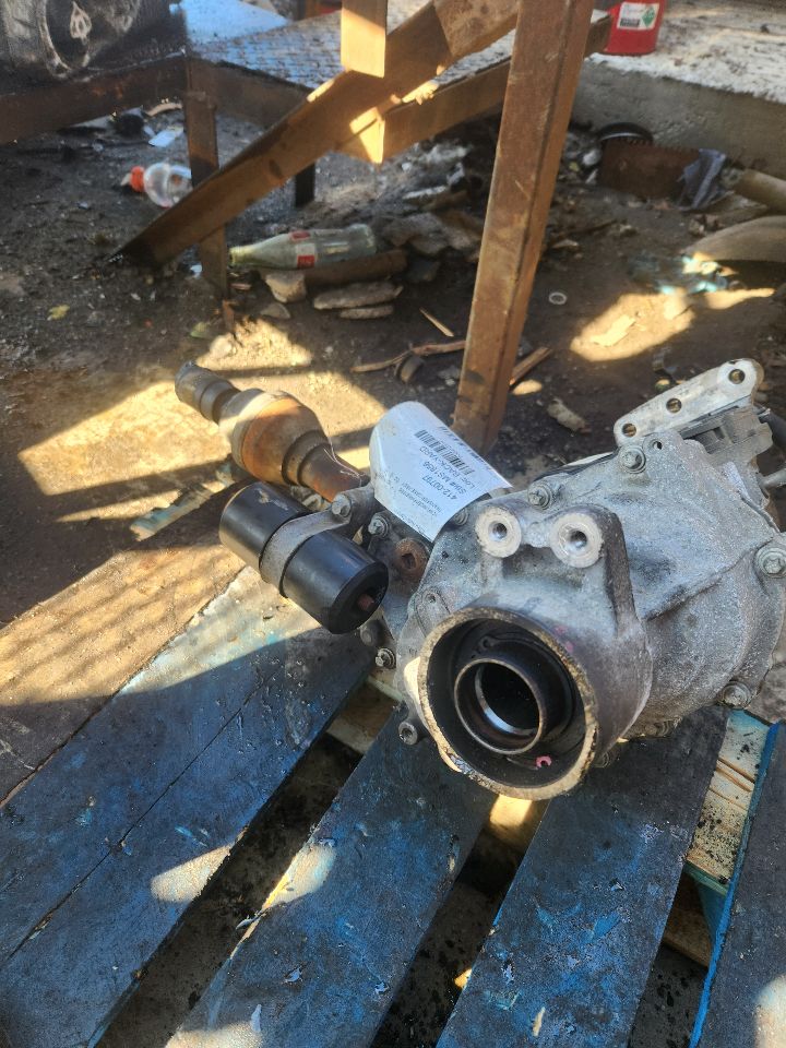 2015 JEEP CHEROKEE 4cyl Gasoline 2.4 TRANSFER CASE ASSY - 415721 — photo 3