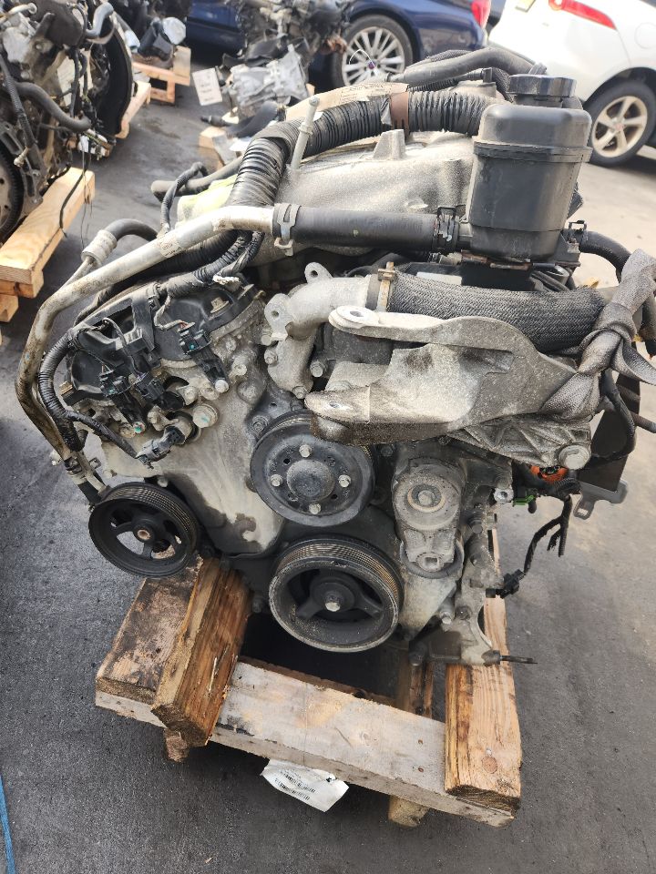 2009 CHEVROLET TRAVERSE 6cyl Gasoline 3.6 ENGINE ASSEMBLY - 415774 — photo 3