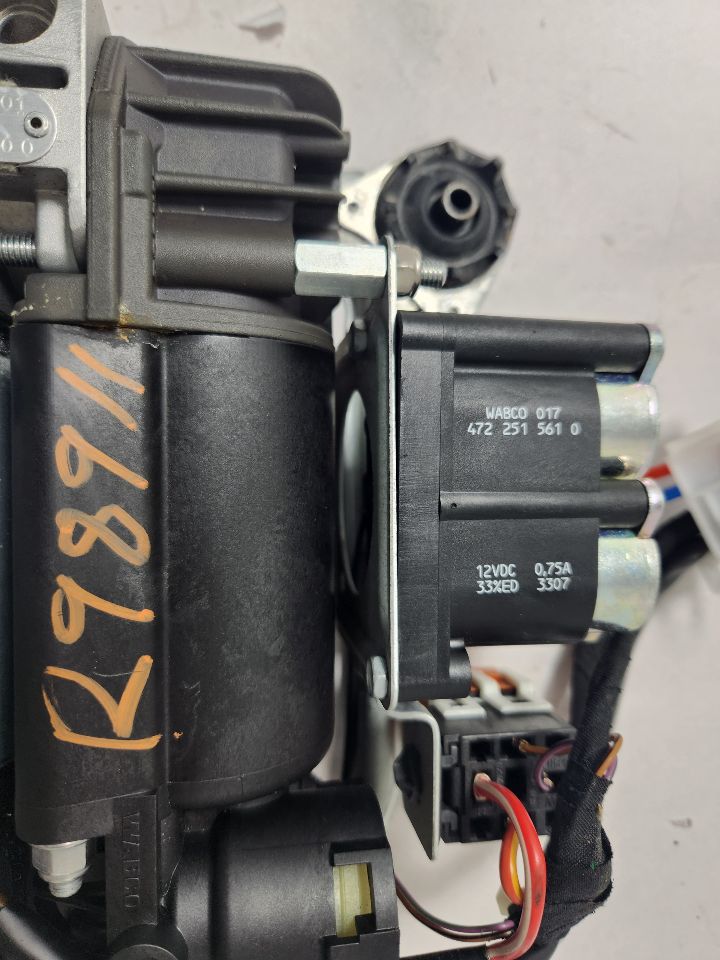 2008 BMW 760i Susp Comp Pump - 416155 — photo 2