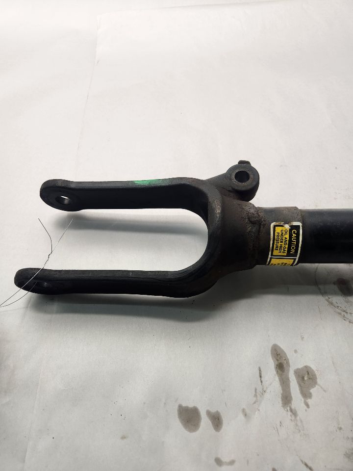 2011 MERCEDES-BENZ GL-CLASS STRUT - 416258 — photo 2