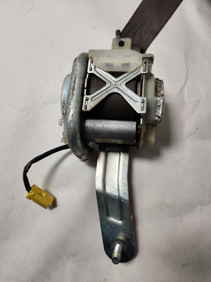 2012 HONDA CIVIC 4cyl Gasoline 1.8 VTEC Seat Belt, Front - 416443 — photo 4