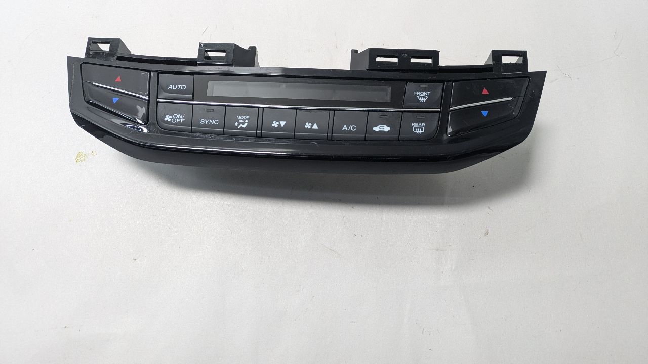 2017 HONDA ACCORD 4cyl Gasoline 2.4 TEMP CONTROL - 416463 — photo 1