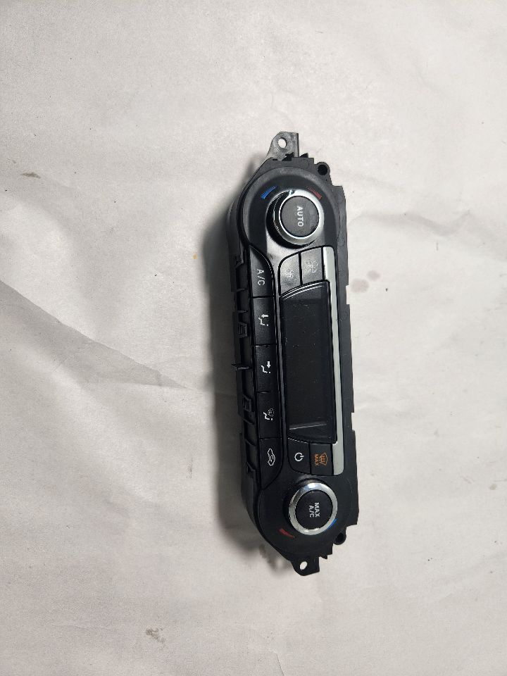 2013 FORD ESCAPE 4cyl 2.0 EcoBoost TEMP CONTROL - 416558 — photo 1