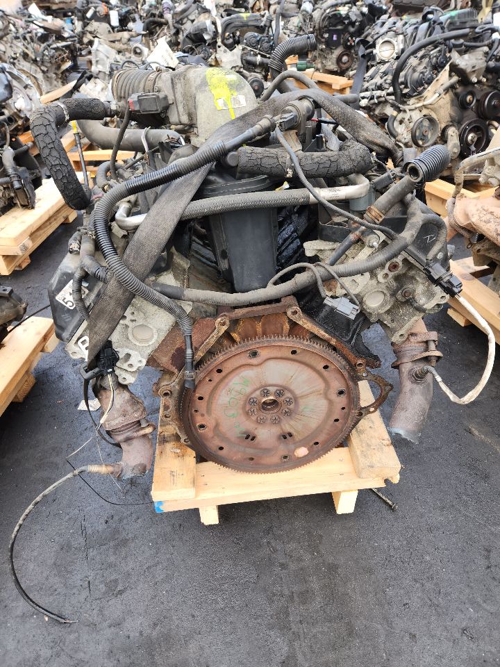 2011 FORD E350 VAN 5.4L 8cyl Gasoline ENGINE ASSEMBLY - 416762 — photo 6