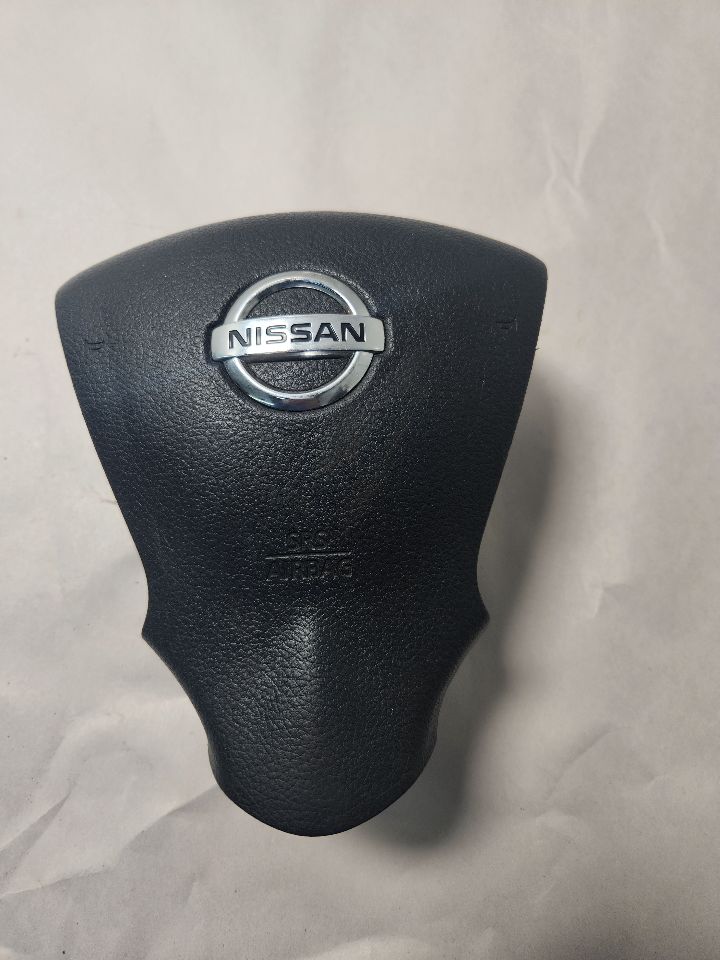 2016 NISSAN VERSA 4cyl Gasoline 1.6 DOHC Left AIR BAG - 417021