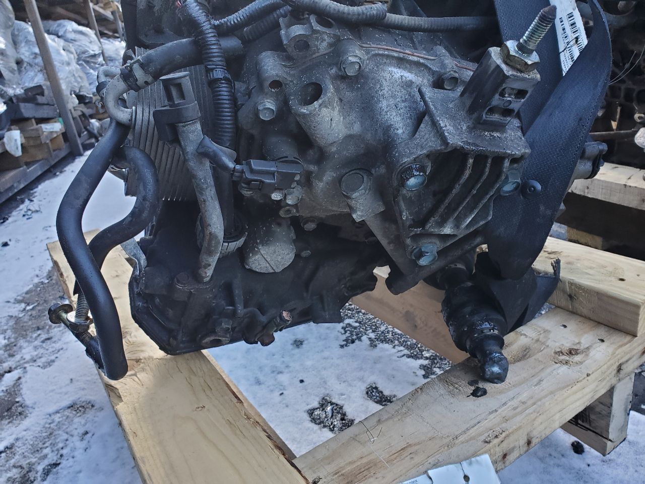 2016 NISSAN VERSA 4cyl Gasoline 1.6 DOHC Transmiss,Transaxle - 417026