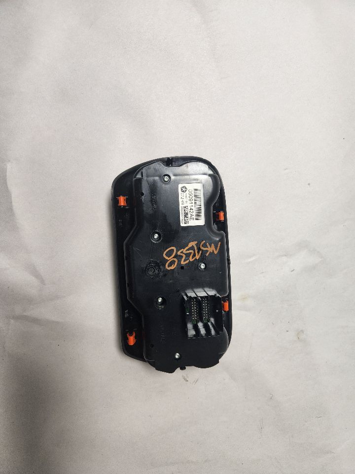 2014 DODGE DART 4cyl Gasoline 2.4 TEMP CONTROL - 417104 — photo 7