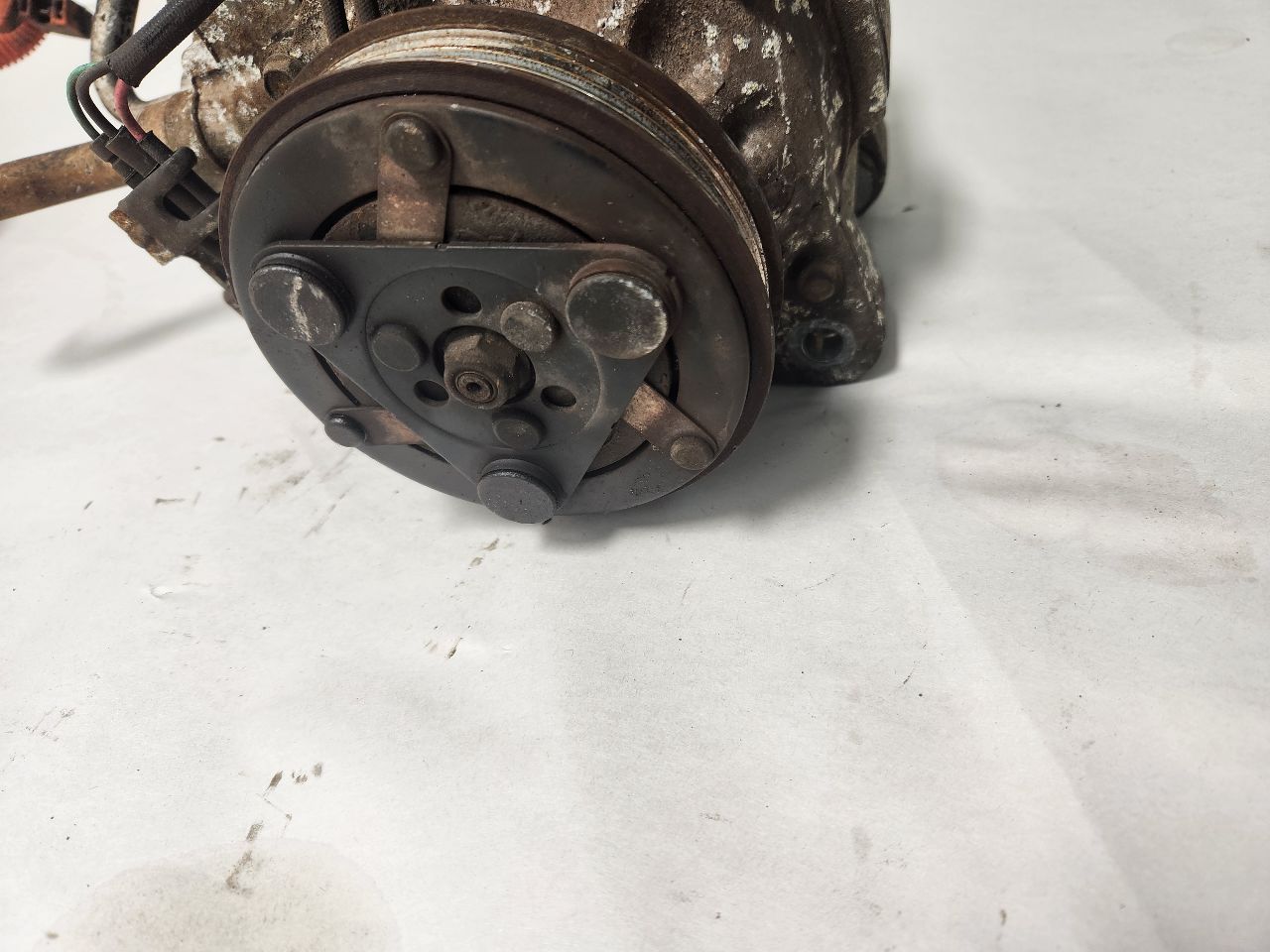 2011 KIA SORENTO POWER STRG ASSEMBLY - 417108 — photo 4