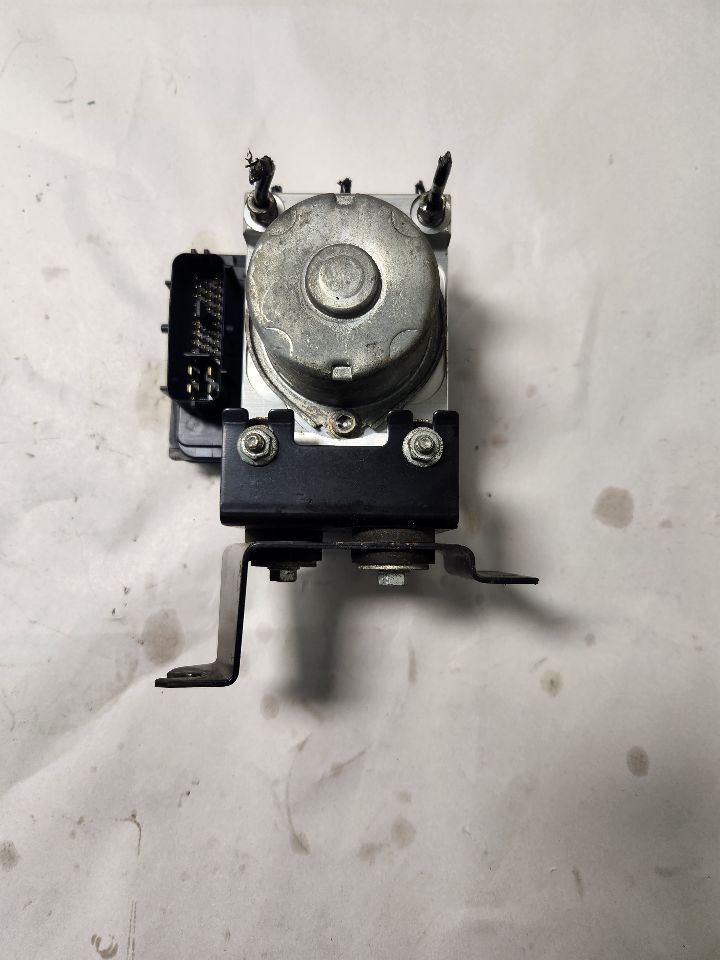 2006 CHEVROLET COLORADO 5cyl Gasoline 3.5 Anti-lock Brake Pts - 417137 — photo 1