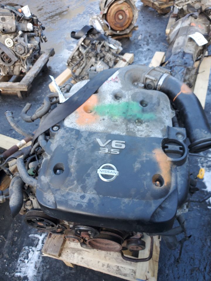 2005 NISSAN 350Z 6cyl Gasoline 3.5 ENGINE ASSEMBLY - 417989 — photo 5