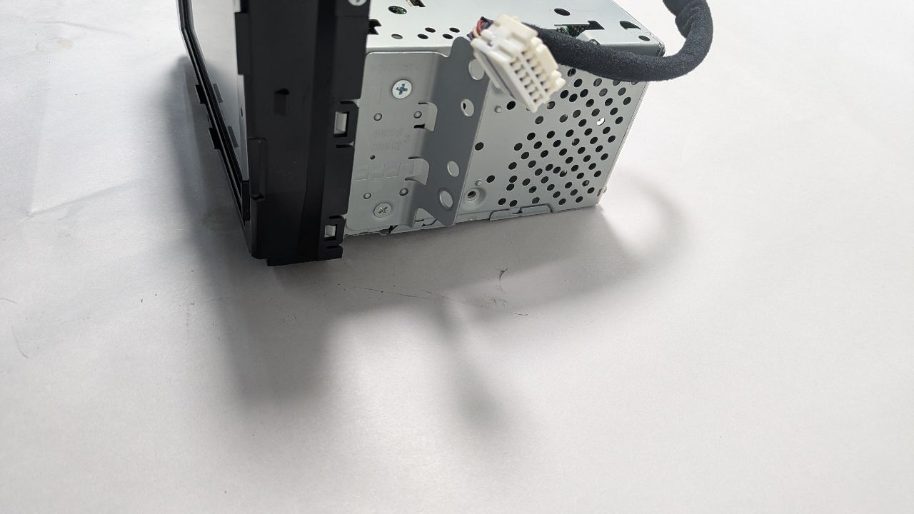 2019 HYUNDAI SONATA 2.4L 4cyl Gasoline VVT Radio Audio - 418109 — photo 2