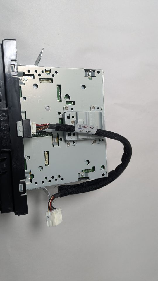 2019 HYUNDAI SONATA 2.4L 4cyl Gasoline VVT Radio Audio - 418109 — photo 4