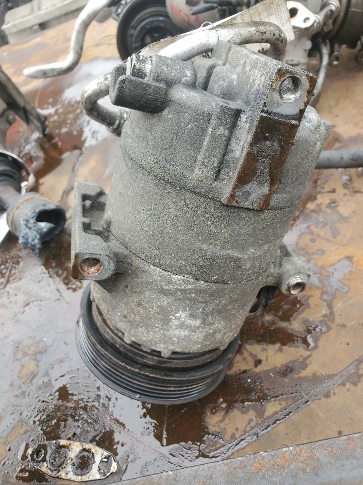 2012 HYUNDAI ELANTRA 4cyl Gasoline 1.8 PZEV AC COMPRESSOR - 418314 — photo 3