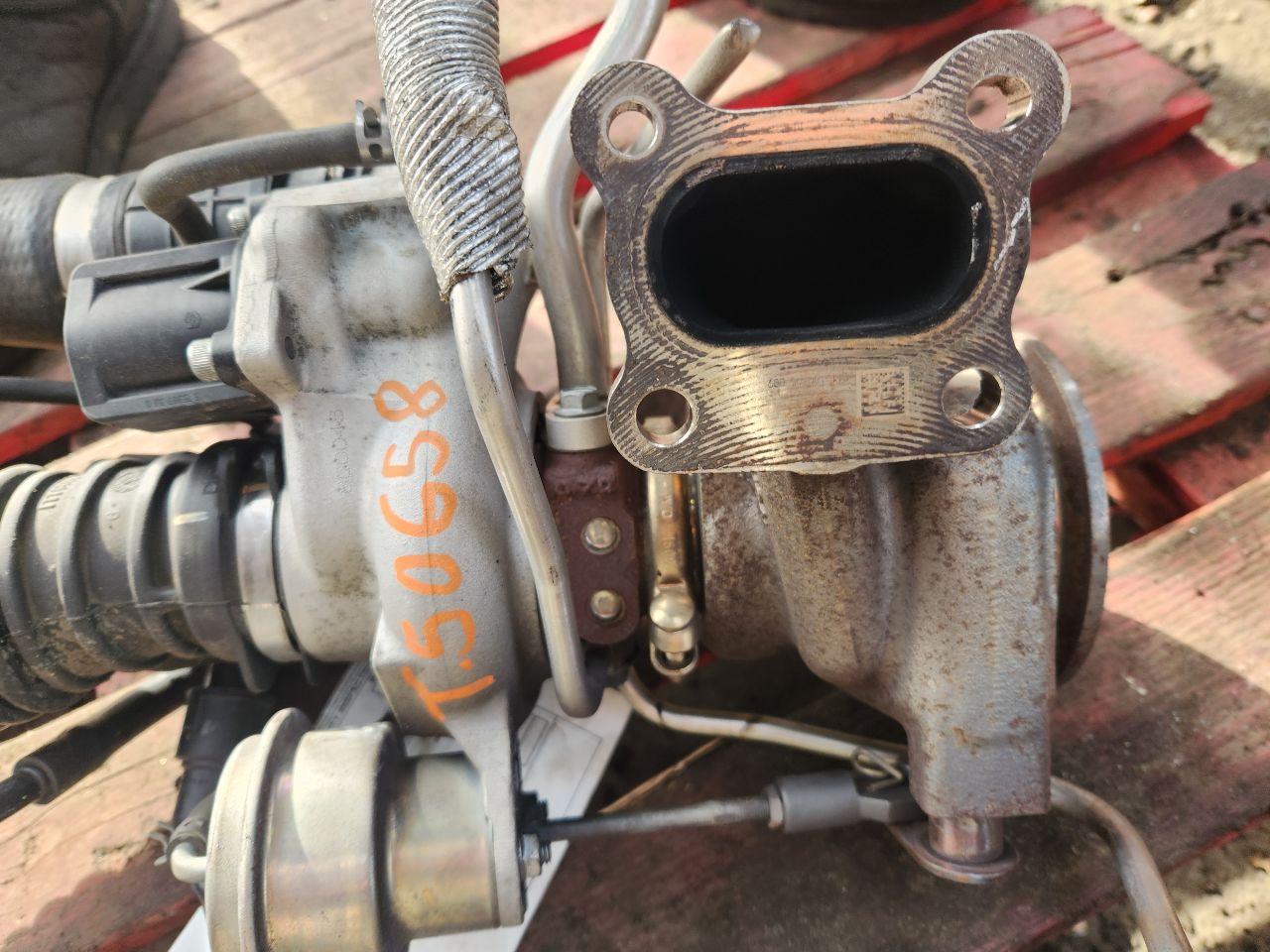 2018 CHEVROLET CRUZE 1.4L 4cyl Turbo Gasoline Turbo-Supercharger - 418473 — photo 4
