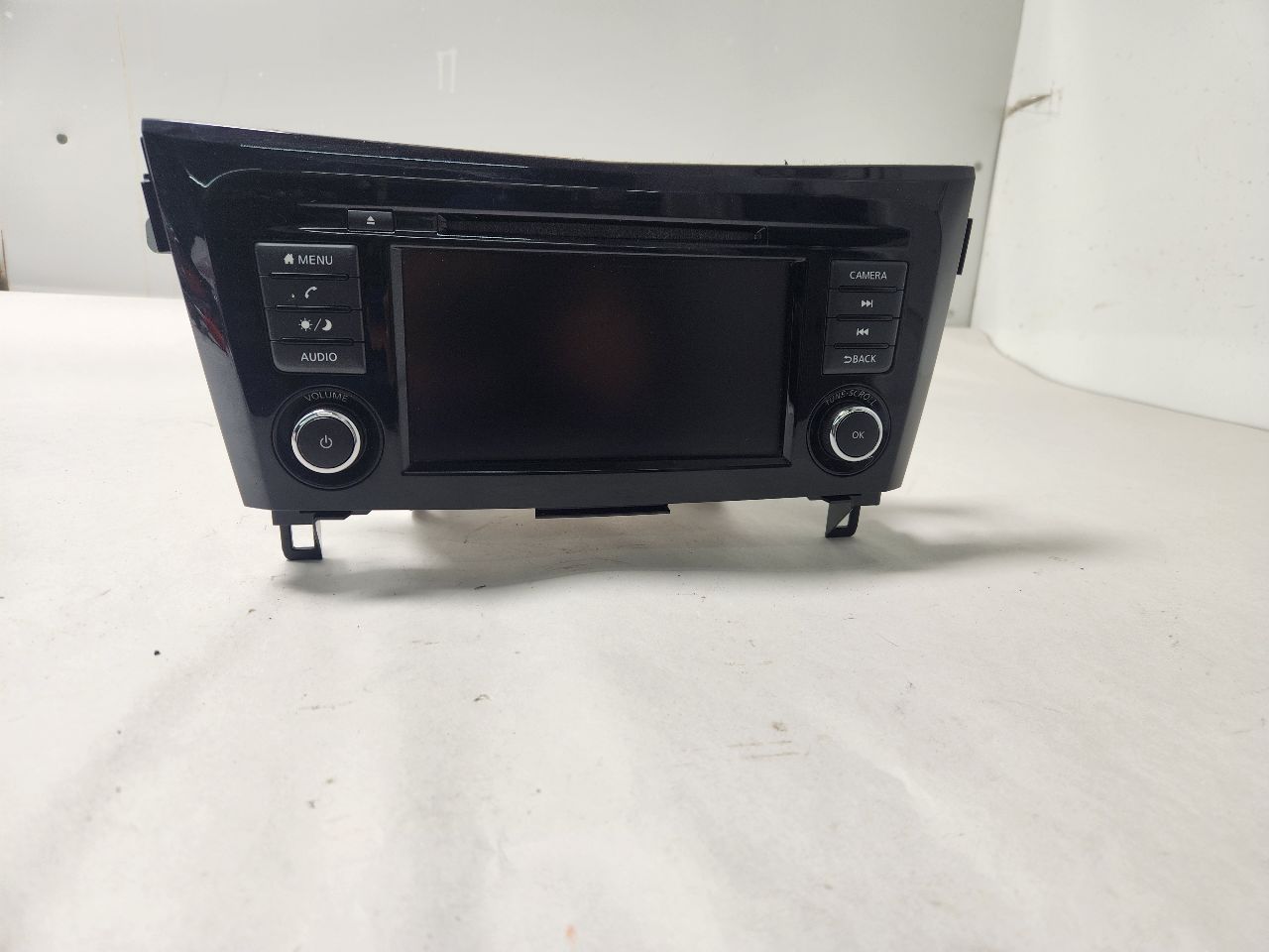 2018 NISSAN ROGUE 2.5L 4cyl Gasoline VVT Radio Audio - 418503 — photo 1