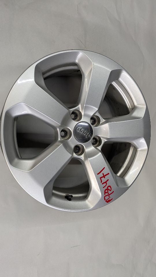 2018 JEEP COMPASS 2.4L 4cyl Gasoline VVT WHEEL - 418607 — photo 1