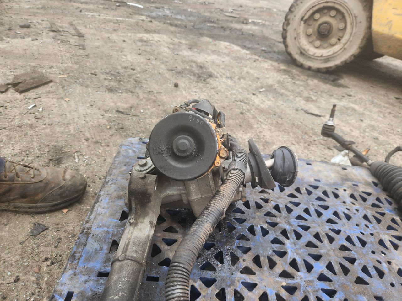 2011 SUZUKI KIZASHI 4cyl Gasoline 2.4 STEERING GEAR RACK - 418713 — photo 4