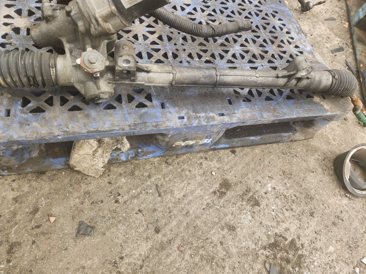 2011 SUZUKI KIZASHI 4cyl Gasoline 2.4 STEERING GEAR RACK - 418713 — photo 5