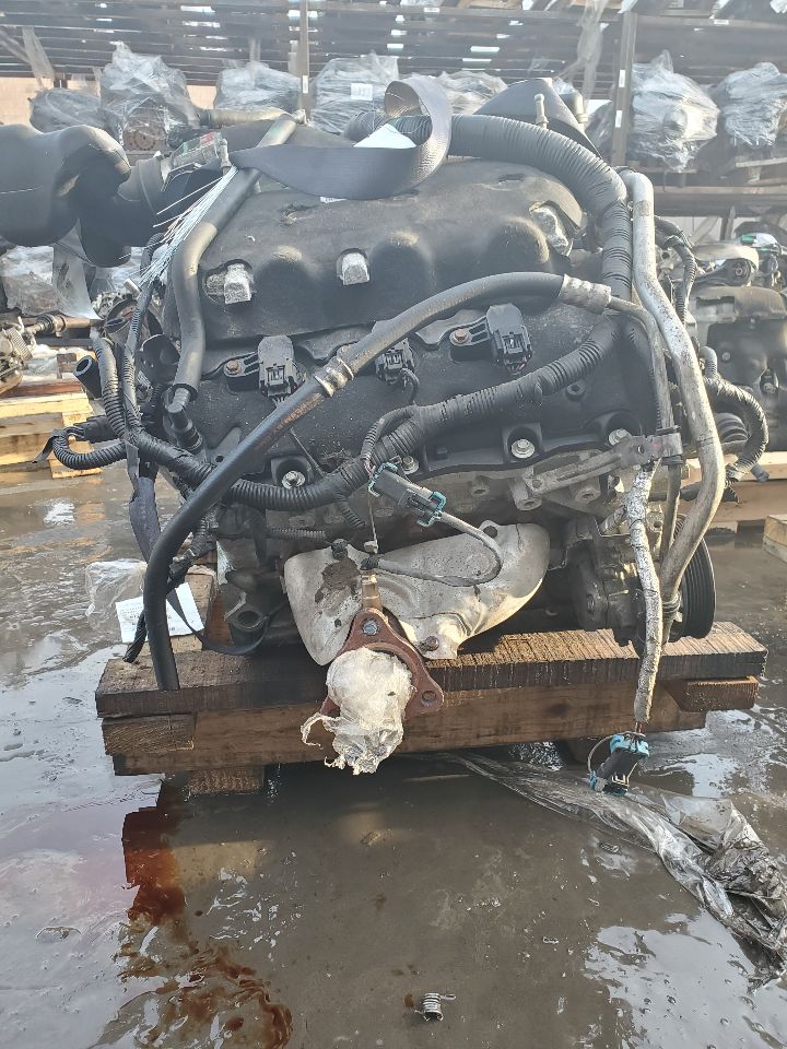 2011 BUICK ENCLAVE 6cyl Gasoline 3.6 ENGINE ASSEMBLY - 418758 — photo 5