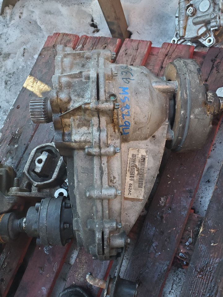 2011 JEEP GRAND CHEROKEE 6 cyl Gas Flex Fuel 3.6 TRANSFER CASE ASSY - 420137