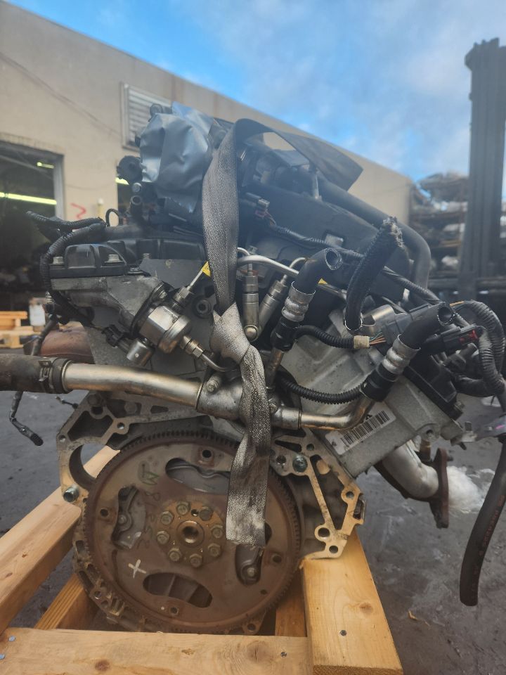 2011 CHEVROLET TRAVERSE 6cyl Gasoline 3.6 ENGINE ASSEMBLY - 420195 — photo 4