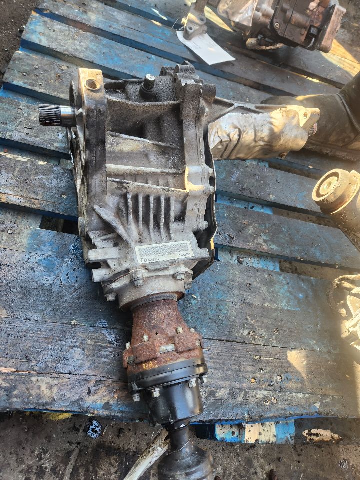 2013 CHEVROLET EQUINOX 4cyl Gasoline 2.4 TRANSFER CASE ASSY - 420330
