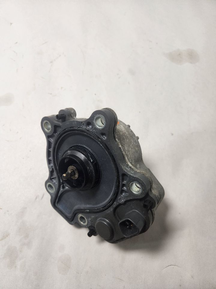 2012 TOYOTA PRIUS Coolant Pump - 420419 — photo 2