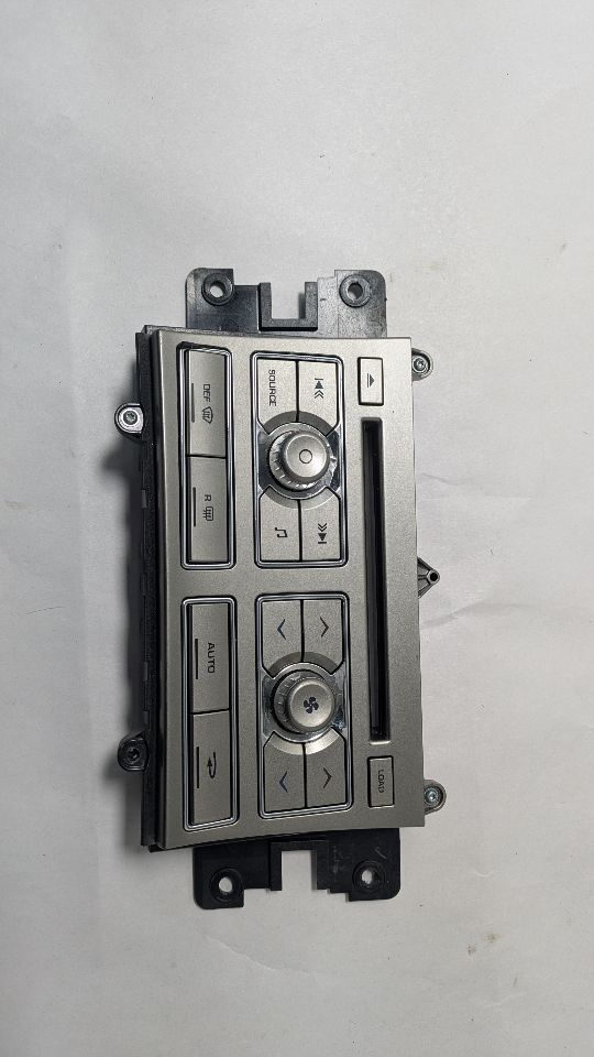 2010 JAGUAR XF 8cyl Gasoline 5.0 Radio Audio - 420449