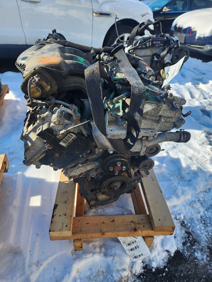 2015 TOYOTA SIENNA 6cyl Gasoline 3.5 ENGINE ASSEMBLY - 420477 — photo 2