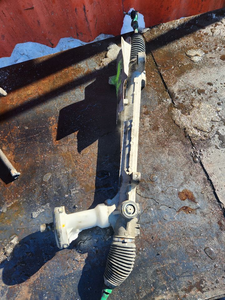 2017 KIA SORENTO 4cyl Gasoline 2.4 STEERING GEAR RACK - 421081