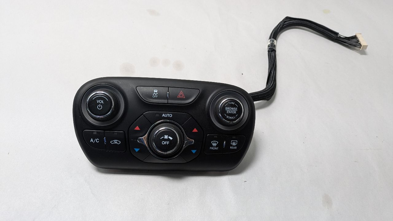 2014 DODGE DART 4cyl Gasoline 2.4 TEMP CONTROL - 421193