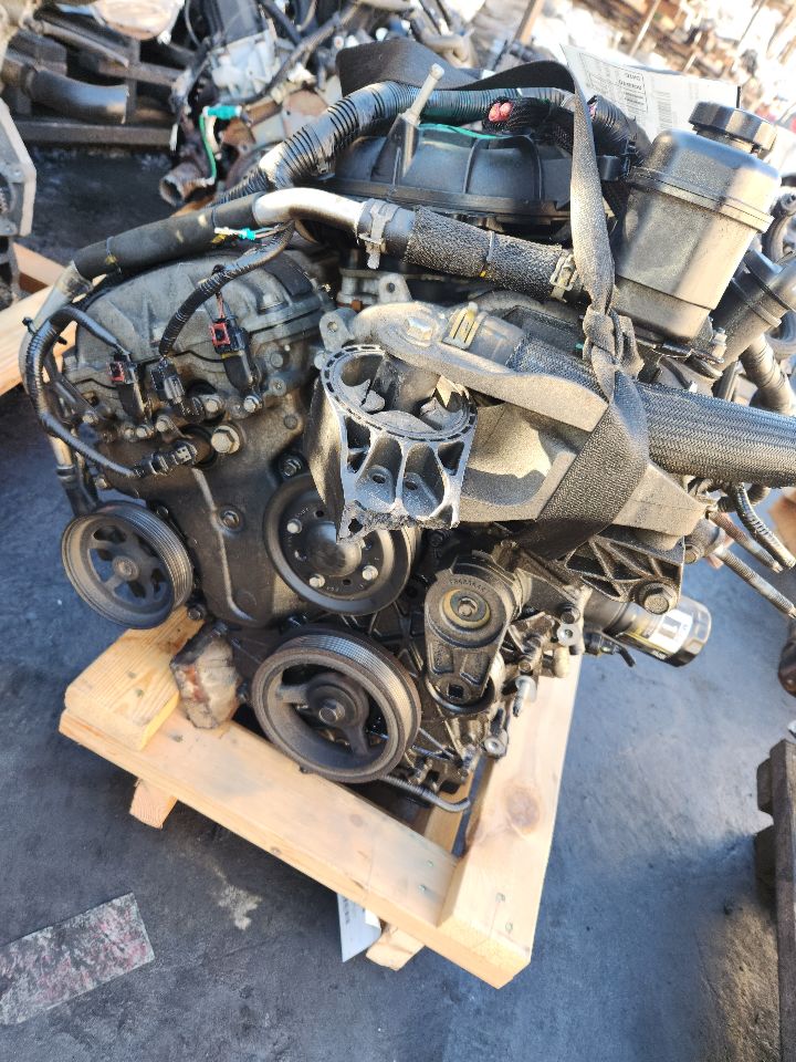 2015 CHEVROLET TRAVERSE 6cyl Gasoline 3.6 ENGINE ASSEMBLY - 421238