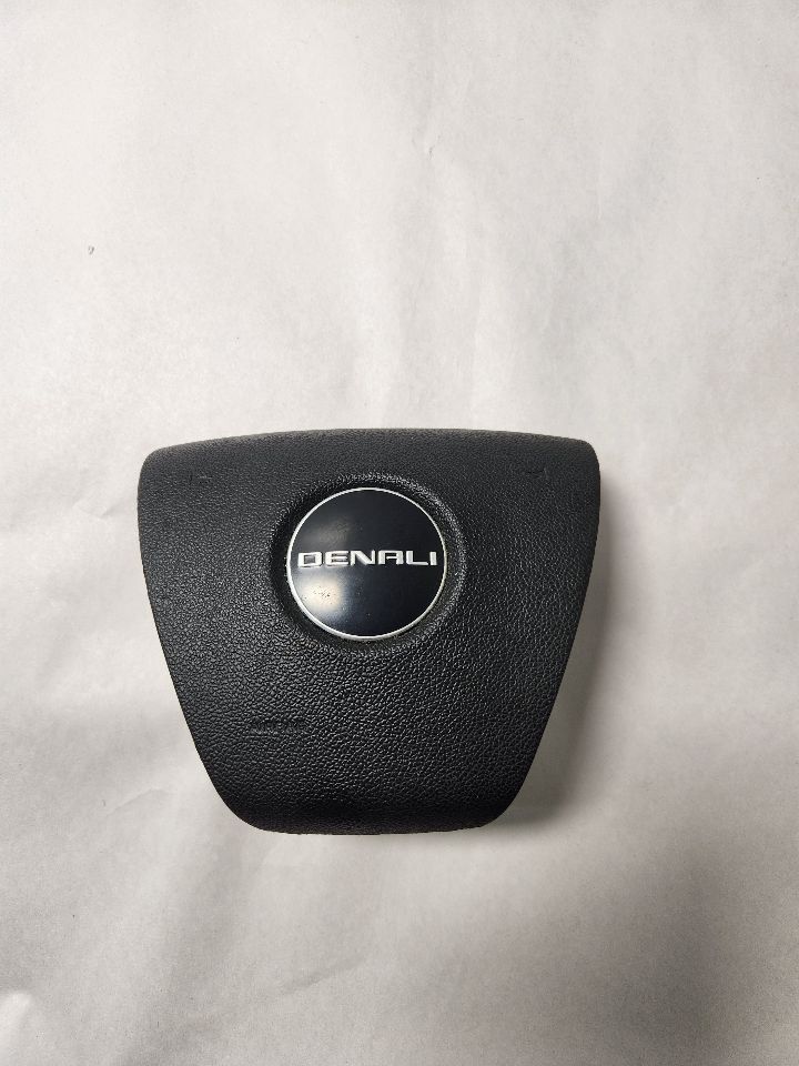 2007 GMC YUKON XL 1500 8cyl 6.2 liter gasoline AIR BAG - 421313