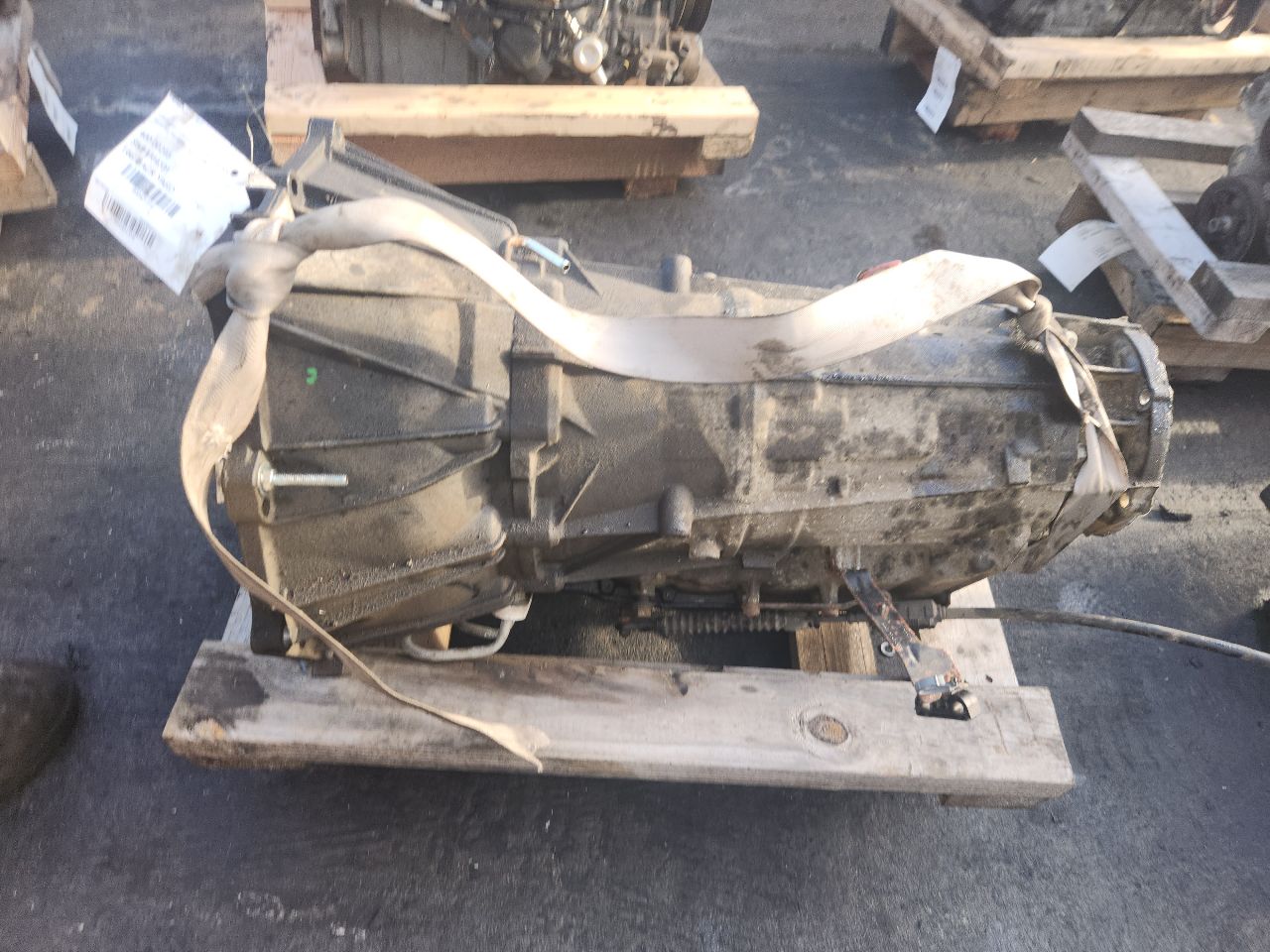 2007 GMC YUKON XL 1500 8cyl 6.2 liter gasoline Transmiss,Transaxle - 421316 — photo 2