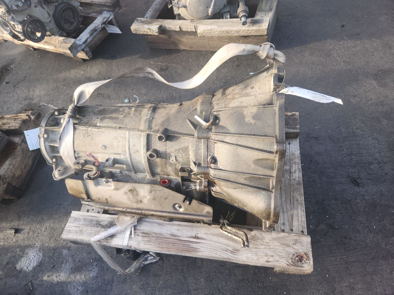 2007 GMC YUKON XL 1500 8cyl 6.2 liter gasoline Transmiss,Transaxle - 421316 — photo 3