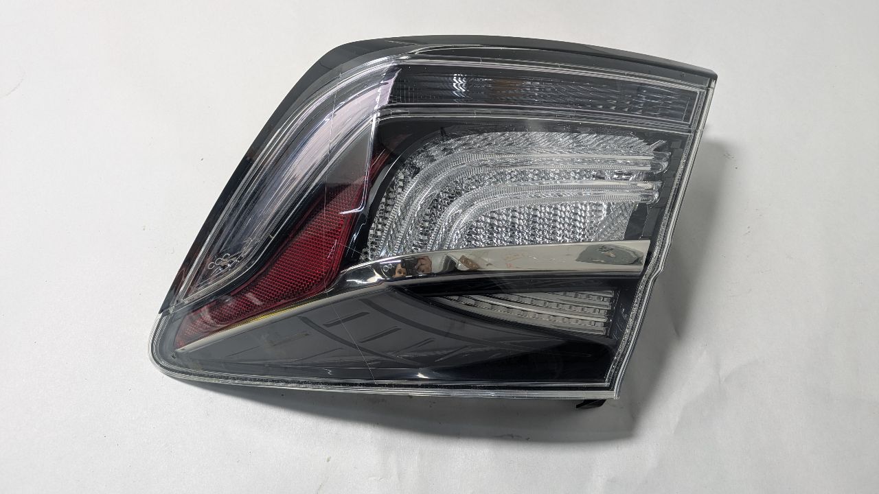 2015 HONDA CIVIC 4cyl Electric 1.5 Right TAIL LAMP - 421547
