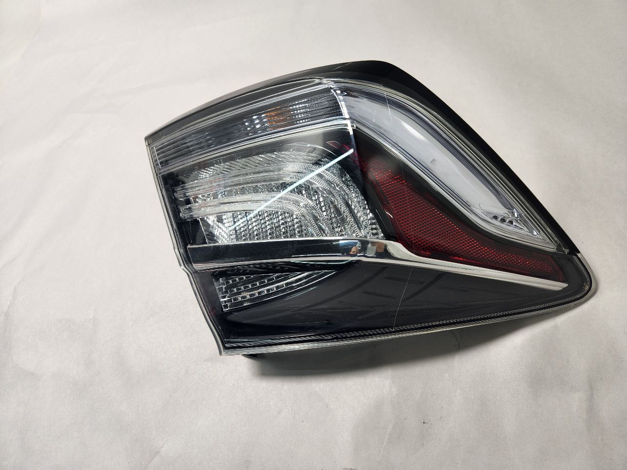 2015 HONDA CIVIC 4cyl Electric 1.5 Left TAIL LAMP - 421548