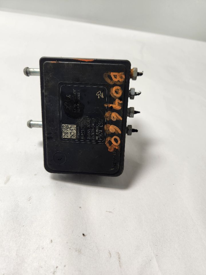 2018 CADILLAC ATS Anti-lock Brake Pts - 422204 — photo 6