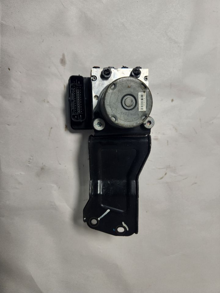 2021 HYUNDAI ACCENT 1.6L 4cyl Gasoline Anti-lock Brake Pts - 422214