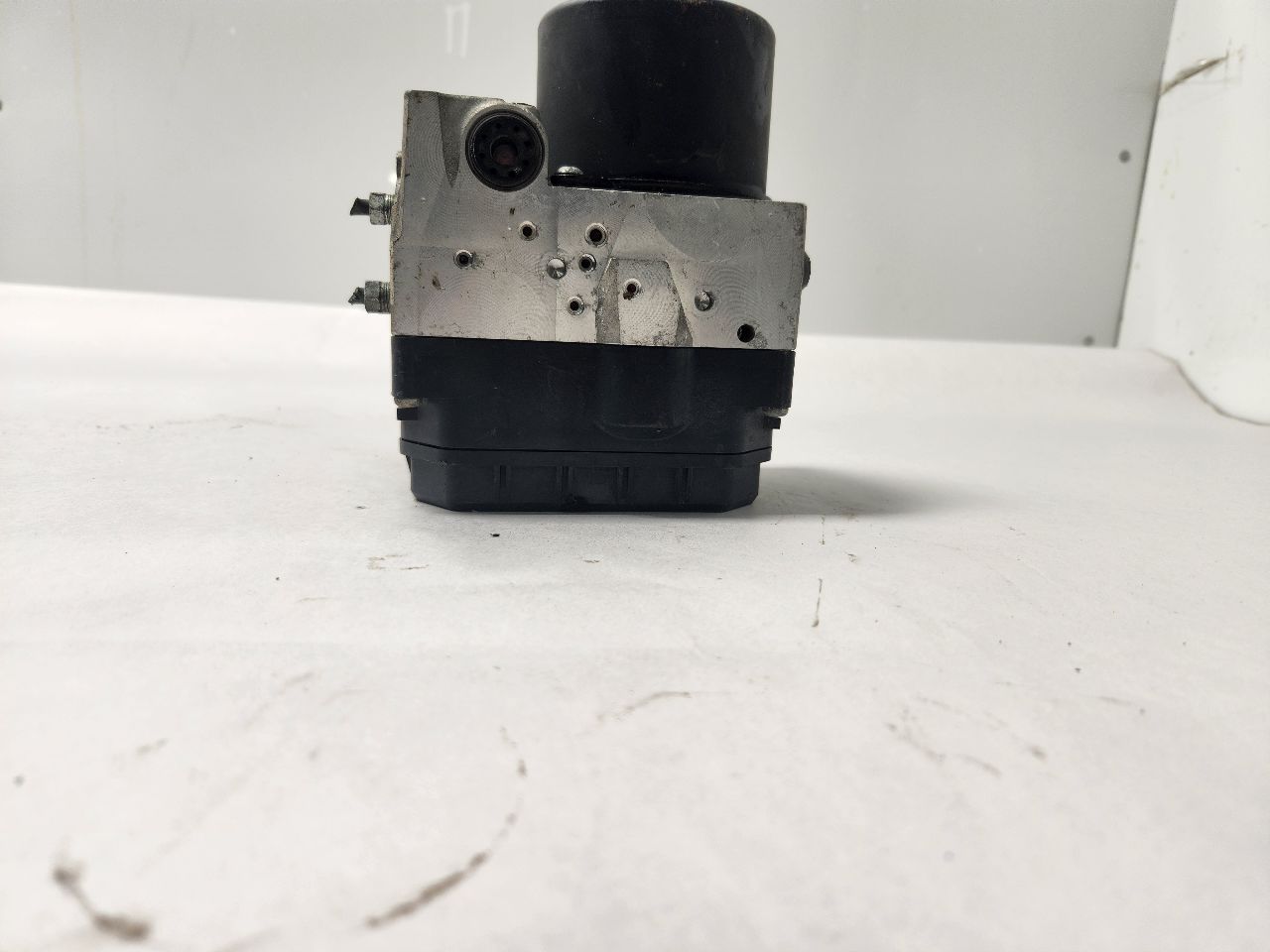 2006 LEXUS GS300 6cyl Gasoline 3.0 Anti-lock Brake Pts - 422239 — photo 5
