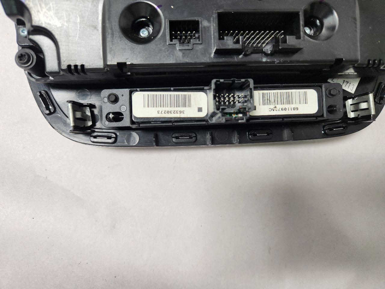 2013 CHRYSLER TOWN & COUNTRY 6cyl Gasoline 3.6 TEMP CONTROL - 423321 — photo 8